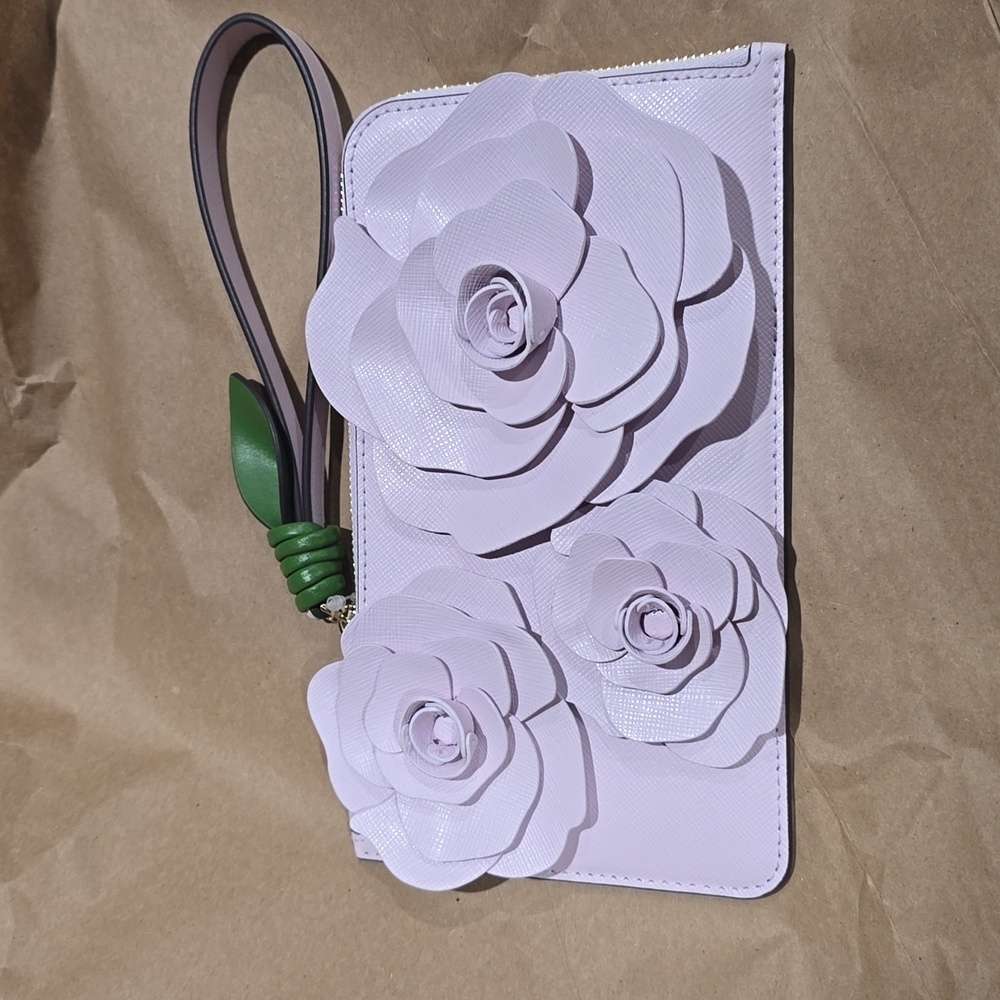 Kate Spade Flora Flower Medium L-Zip Wristlet, Pale Amethyst - Picture 4 of 7